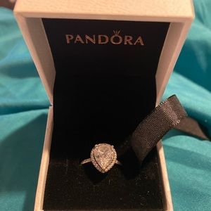 Sparkling Teardrop Halo Ring Size 8